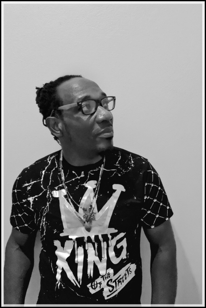 photostudio 1611518262034